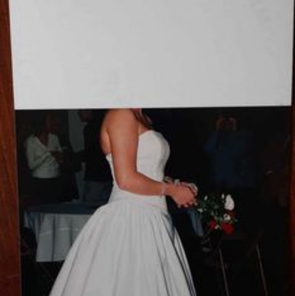 Wedding dress